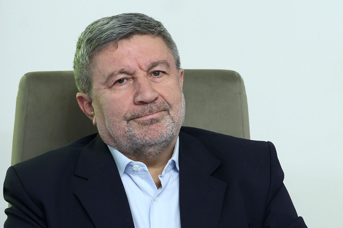 حضرتی - یادداشت الیاس حضرتی درباره یک برداشت اشتباه